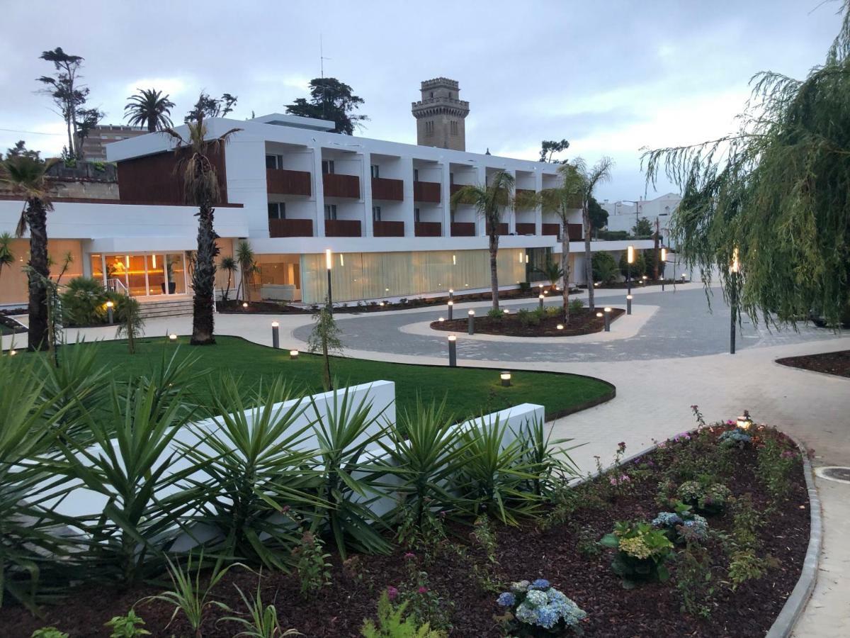 Malibu Foz Hotel - La Maison Younan Figueira da Foz Bagian luar foto The hotel in 2019